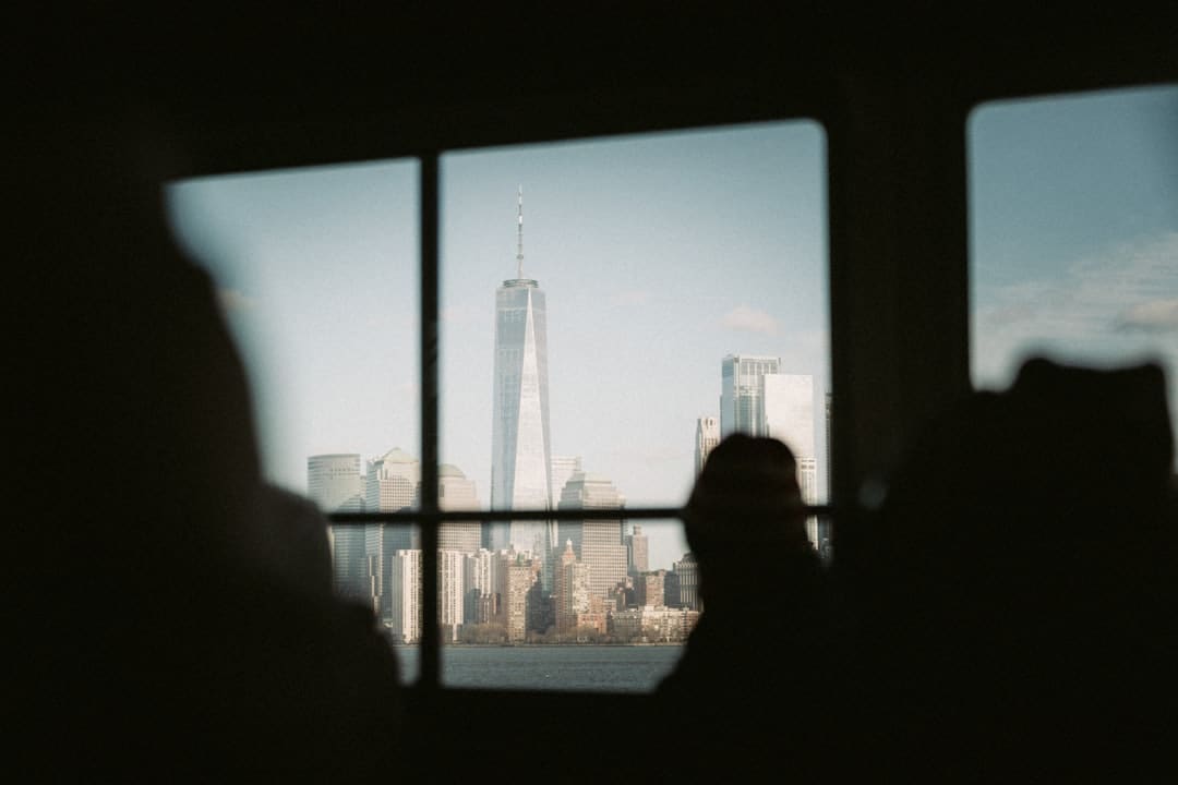 https://j.rednet.cn/images/qr-shike1.png